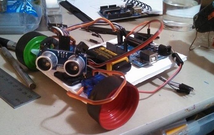 Build & Program Your Own Autonomous Arduino Robot!